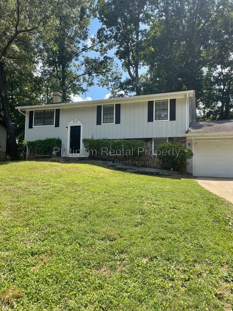 4 Bedroom Rental – 4819 Lost Colony Court, Stone Mountain, GA, 30088