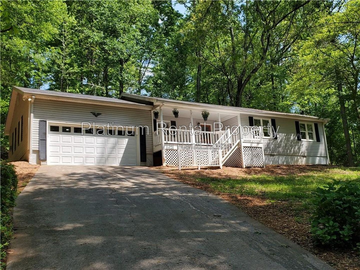 3 Bedroom Rental – 219 Mohawk Trail, Suwanee, GA, 30024