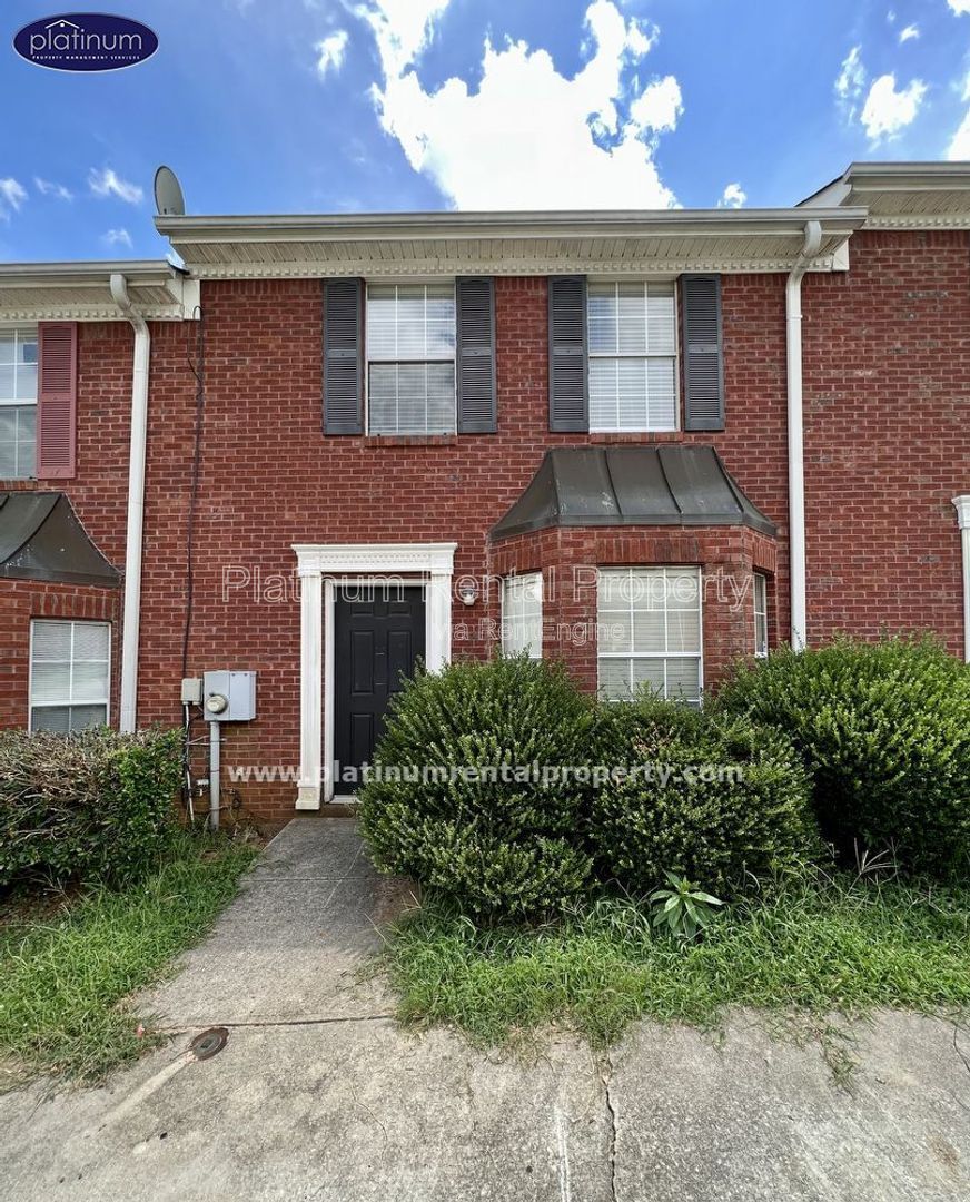 2 Bedroom Rental – 5687 Windfall Ln, Lithonia, GA, 30058